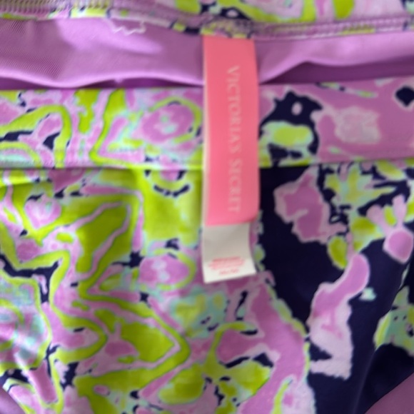 Bathing suit - Picture 3 of 3